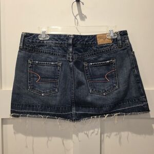 VTG  American Eagle Women's Denim  Jean Micro Mini Skirt Distressed Raw Hem Y2K